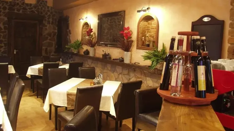 Konyhai kisegítő állás Budapest - Bazsalikom Vendéglő