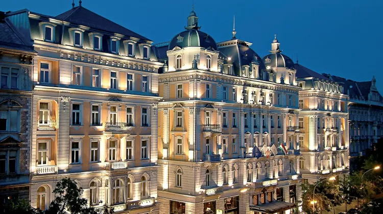 Báros állás Budapest - Corinthia Budapest