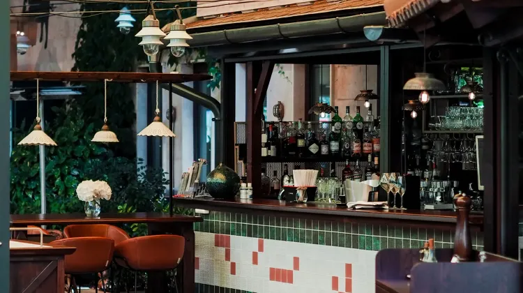 Pultos állás Budapest - Porcellino Ristorante