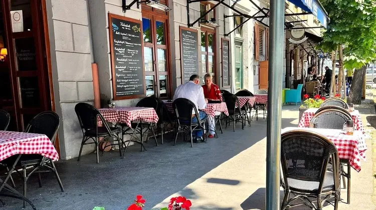 Pultos állás Budapest - Horgásztanya vendéglő