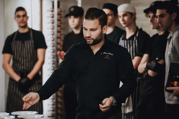 Costes Group munkahelyi fotója - Felszolgáló Pincér állás Budapest (Kép 2)