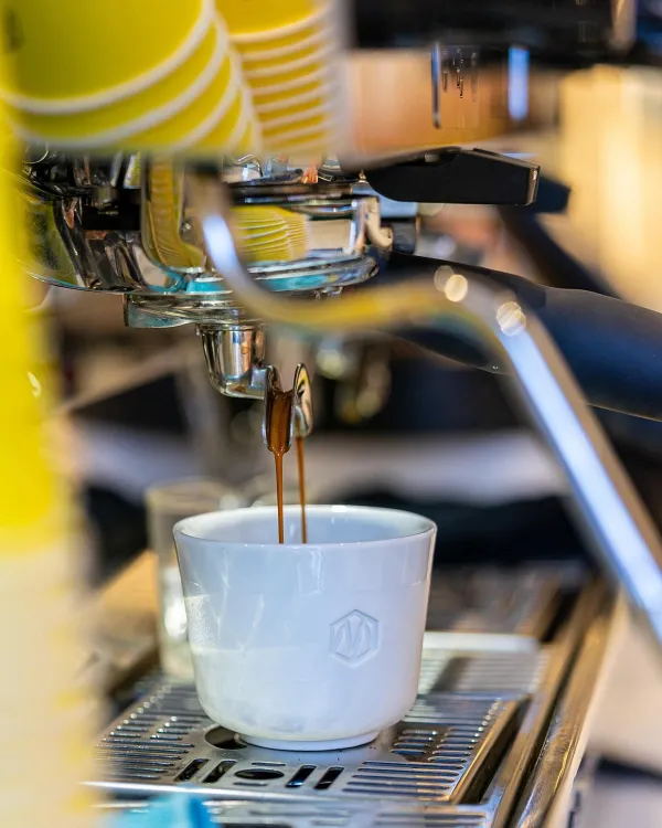 MERON Budapest munkahelyi fotója - Barista állás Budapest (Kép 3)