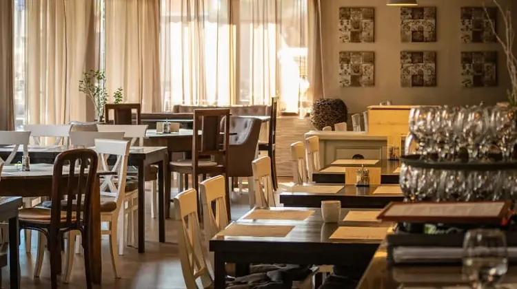 Mosogató állás Veresegyház - Trattoria al Forno