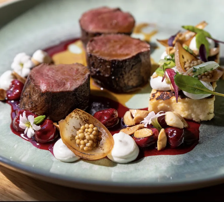 Szaletly munkahelyi fotója - Fekete mosogató állás Budapest (Kép 2)