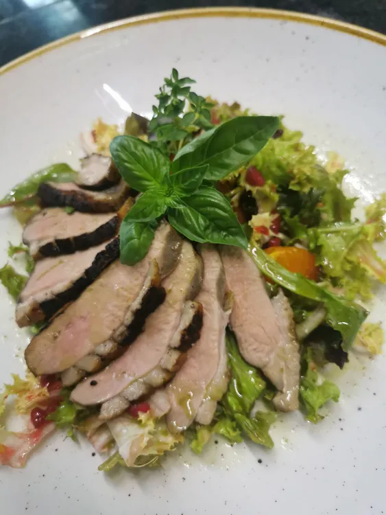 Trattoria al Forno munkahelyi fotója - Felszolgáló Pincér állás Veresegyház (Kép 3)