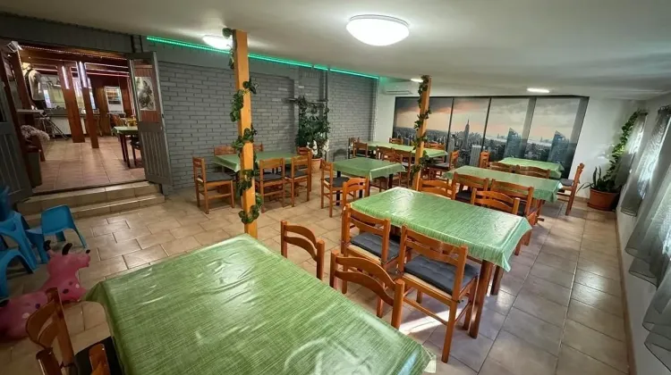 Szakács állás Budapest - Faház étterem