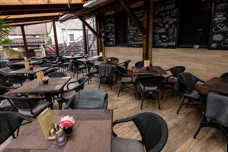 Caffe Mediterran munkahelyi fotója - Mosogató állás Biatorbágy (Kép 2)