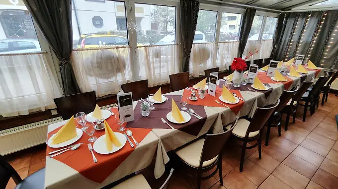 Felszolgáló állás Budapest - LA Donna Ètterem