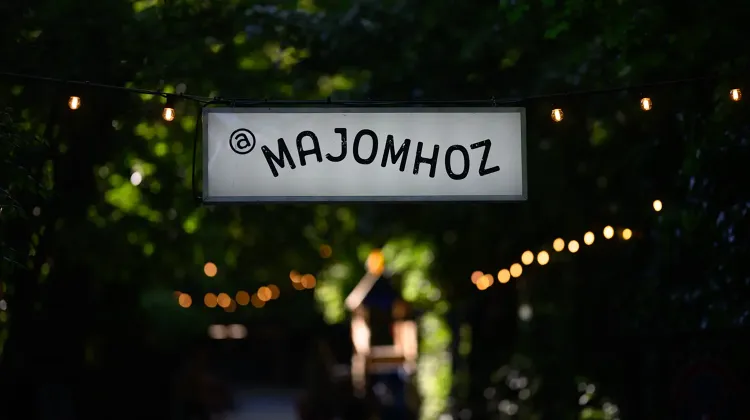 Pizza szakács állás Budapest - aMajomhoz