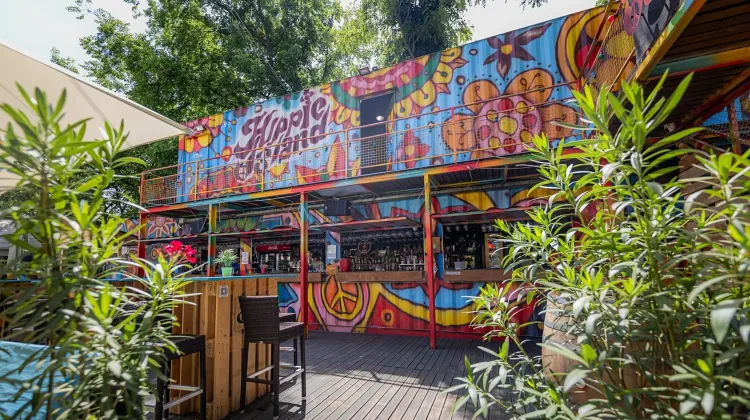 Fizettető pincér állás Budapest - Hippie Island