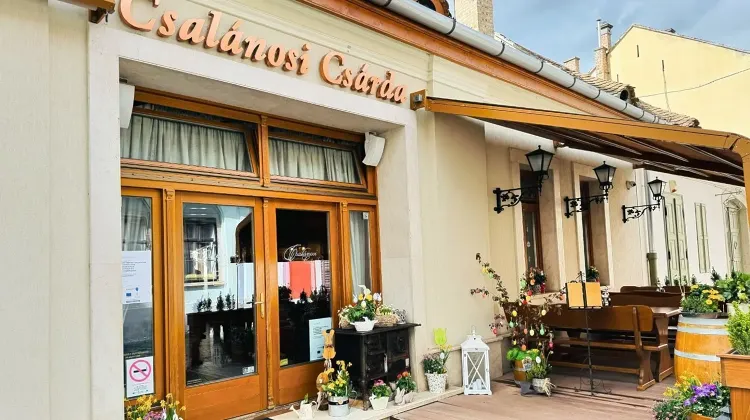 Felszolgáló Pincér állás Budapest - Csalánosi Csárda Óbuda