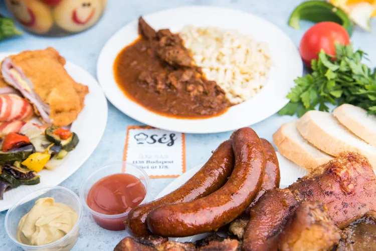 Vanessza munkahelyi fotója - Konyhai kisegítő állás Vecsés (Kép 1)