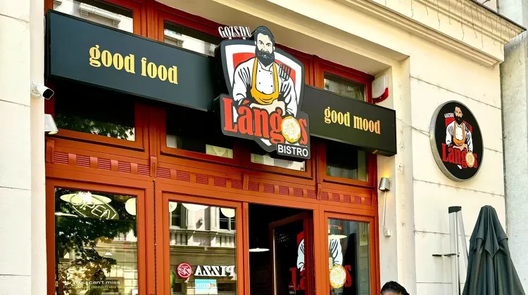 Pultos állás Budapest - Lángos Bistro