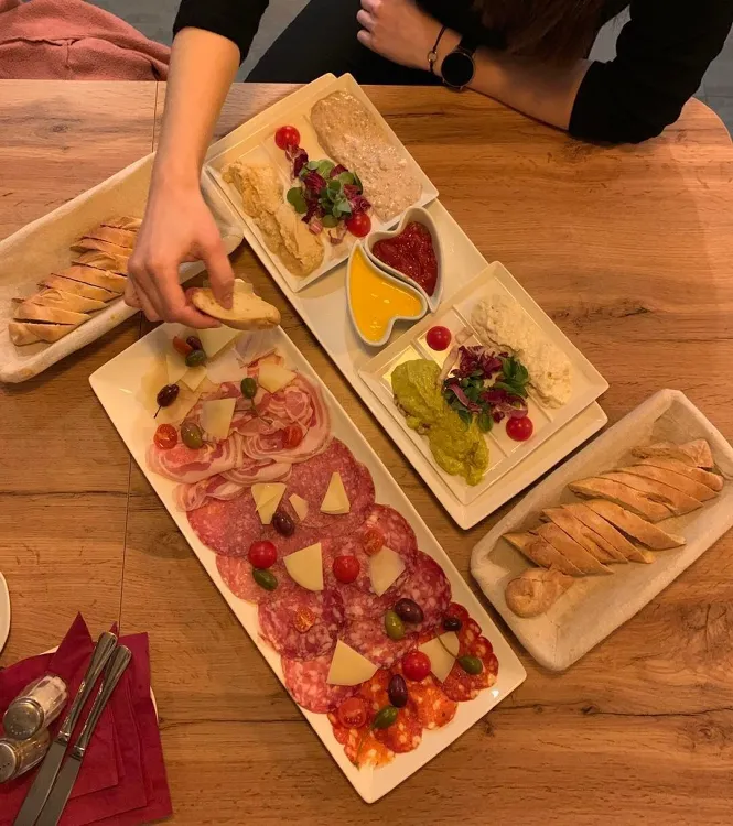 Ágnes munkahelyi fotója - Konyhai kisegítő állás Budapest (Kép 2)