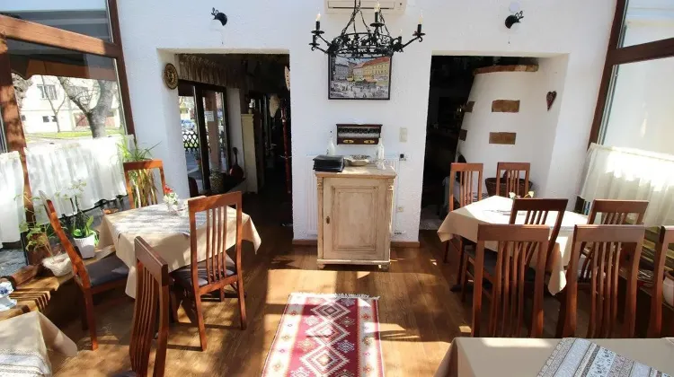 Szakács állás Gödöllő - Kemencés Vendéglő