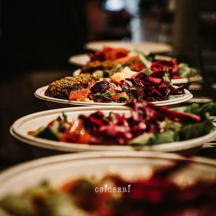 Csicseri Árkád munkahelyi fotója - Üzletvezető állás Budapest (Kép 1)