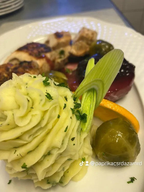 Paprika Csárda Zamárdi munkahelyi fotója - Élelmezésvezető állás Zamárdi (Kép 3)