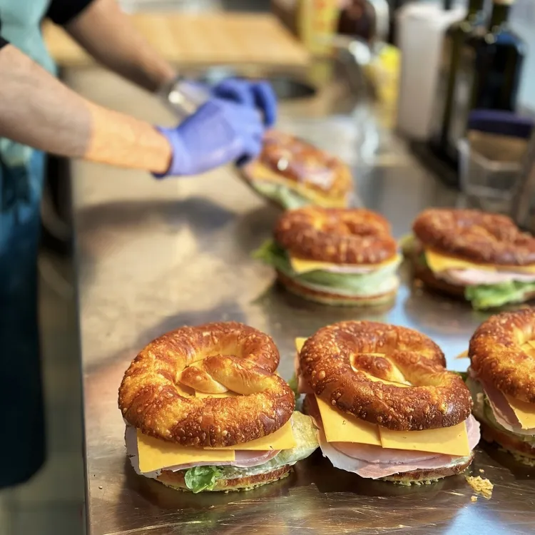 VAJ munkahelyi fotója - Pék állás Budapest (Kép 2)