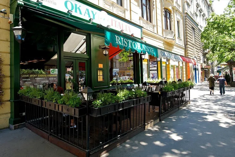 Okay Italia munkahelyi fotója - Fizettető pincér állás Budapest (Kép 1)