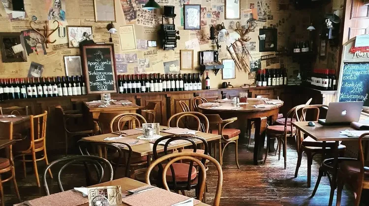 Felszolgáló Pincér állás Budapest - Zsolt