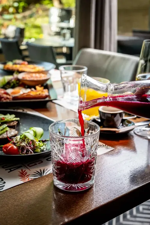 Mom Leroy munkahelyi fotója - Hostess állás Budapest (Kép 2)