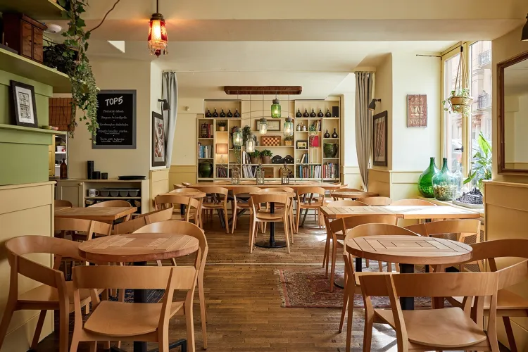 Babka Budapest munkahelyi fotója - Hostess állás Budapest (Kép 2)