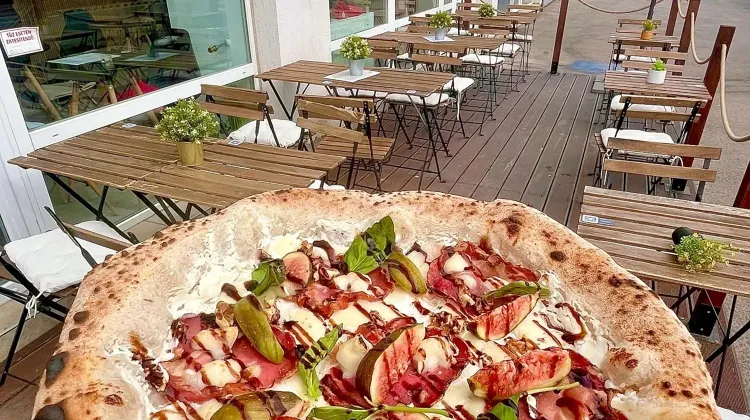Felszolgáló Pincér állás Budapest - Tasty Pizzéria