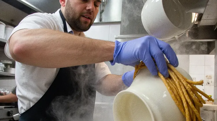 Konyhai kisegítő állás Budapest - Stifler Garden