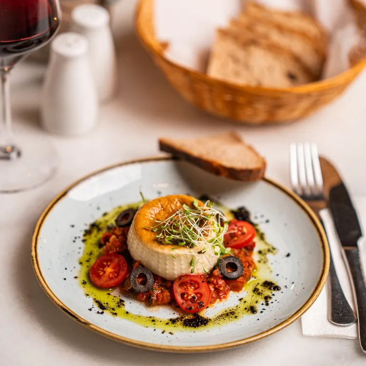 BISTRO DiViN munkahelyi fotója - Séf állás Budapest (Kép 3)