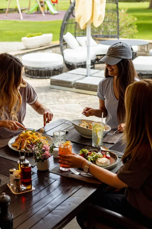 Máriavölgyi Golf Klub munkahelyi fotója - Recepció állás Máriavölgy (Kép 3)