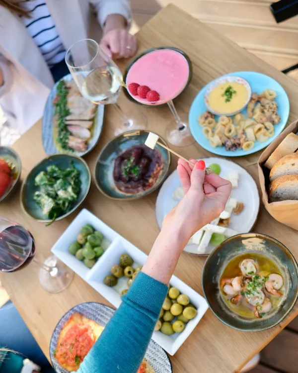 Morris a Szamár munkahelyi fotója - Séf helyettes állás Tata (Kép 3)