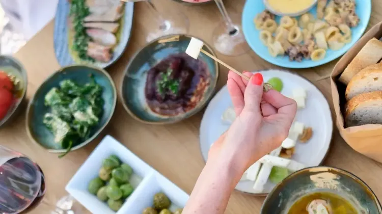 Séf helyettes állás Tata - Morris a Szamár