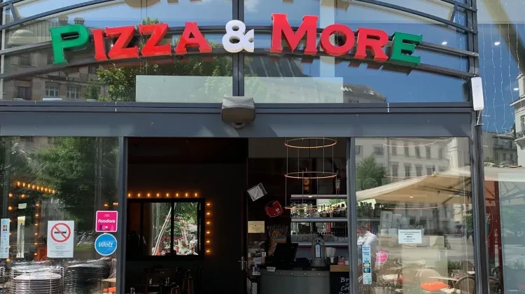 Mosogató állás Budapest - V Cafe pizza&more