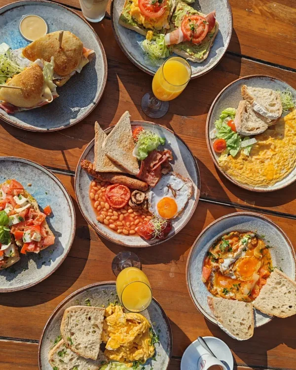 Roland munkahelyi fotója - Mosogató állás Budapest (Kép 1)