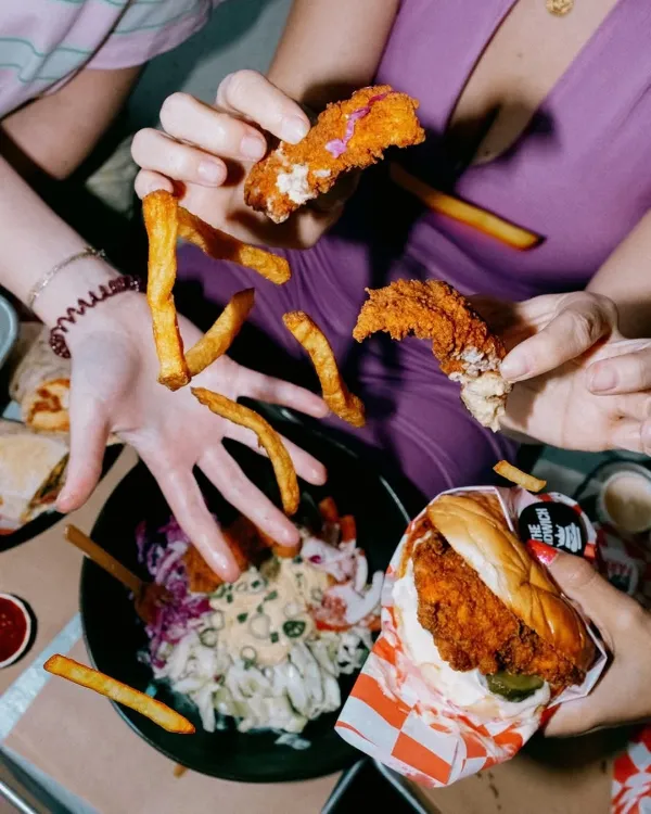 Crunchy munkahelyi fotója - Egyéb szakember állás Budapest (Kép 1)