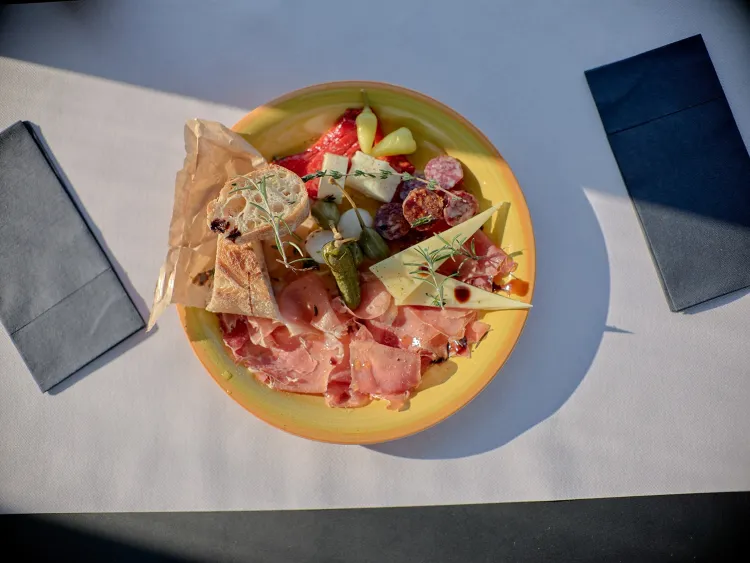 Rubin Group munkahelyi fotója - Segédfelszolgáló állás Budapest (Kép 1)