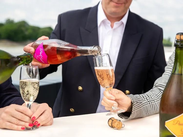 Rubin Group munkahelyi fotója - Segédfelszolgáló állás Budapest (Kép 2)