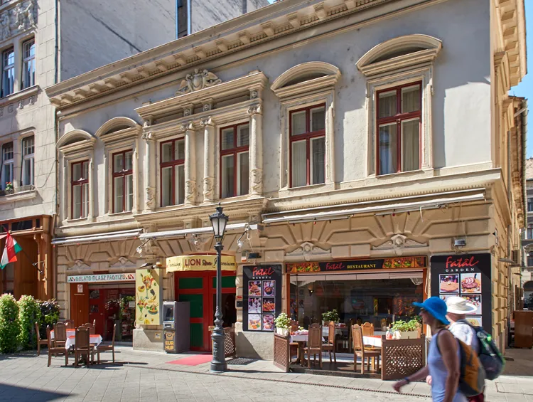 Budapesti vendéglátó munkahelyi fotója - Recepció állás Budapest (Kép 3)