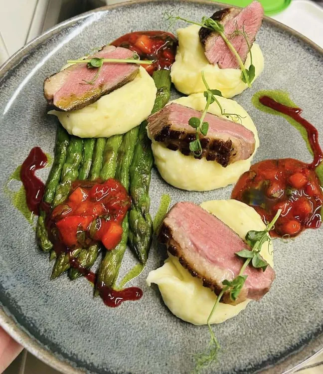 Leckerli bistro munkahelyi fotója - Szakács állás Törökbálint (Kép 3)
