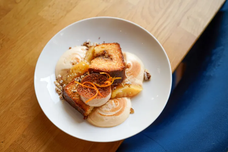 Szaletly munkahelyi fotója - Fekete mosogató állás Budapest (Kép 2)