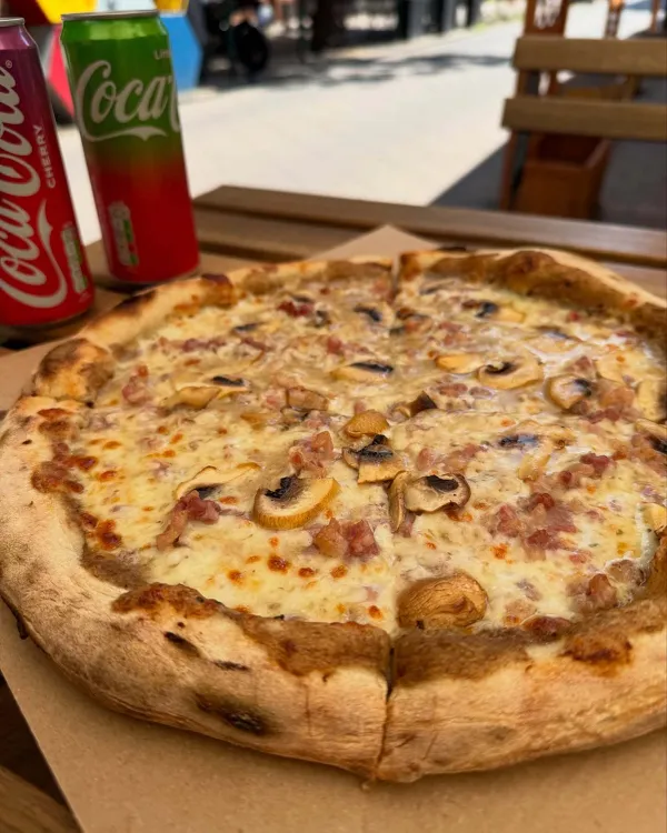 Pizza Fetta munkahelyi fotója - Pizza szakács állás Budapest (Kép 3)