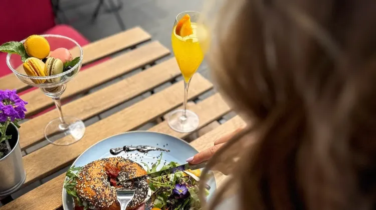 Reggeliztető szakács állás Budapest - Bab