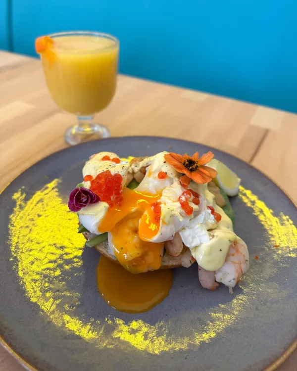 Bab munkahelyi fotója - Fehér mosogató állás Budapest (Kép 1)