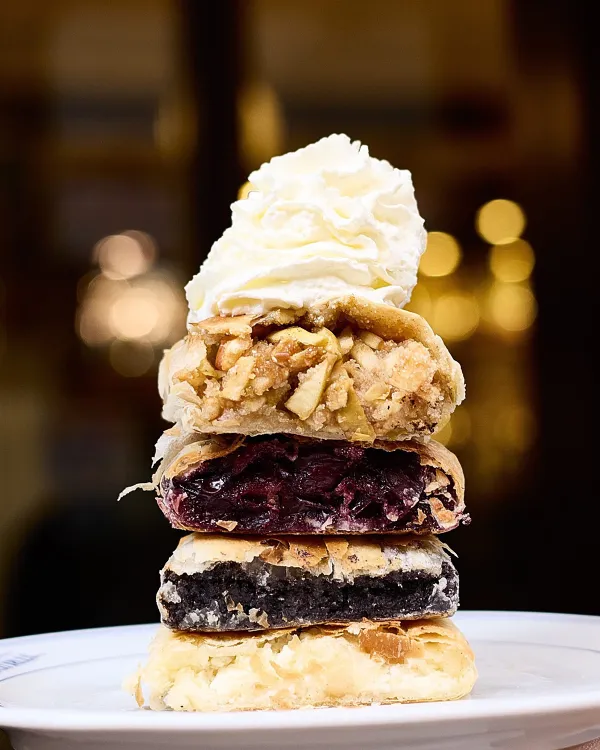 Első Pesti Rétesház munkahelyi fotója - Mosogató állás Budapest V (Kép 1)