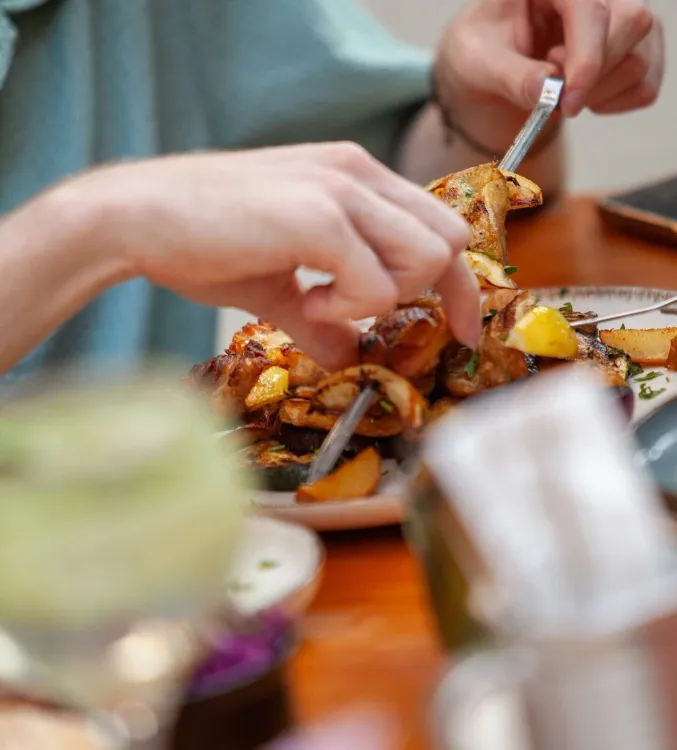 YUGO RESTO BAR munkahelyi fotója - Segédfelszolgáló állás Budapest (Kép 1)