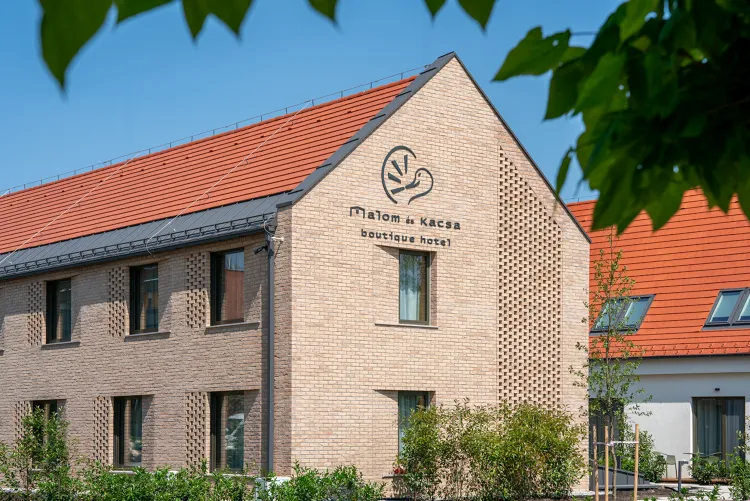 Malom és Kacsa munkahelyi fotója - Bártender állás Tata (Kép 1)