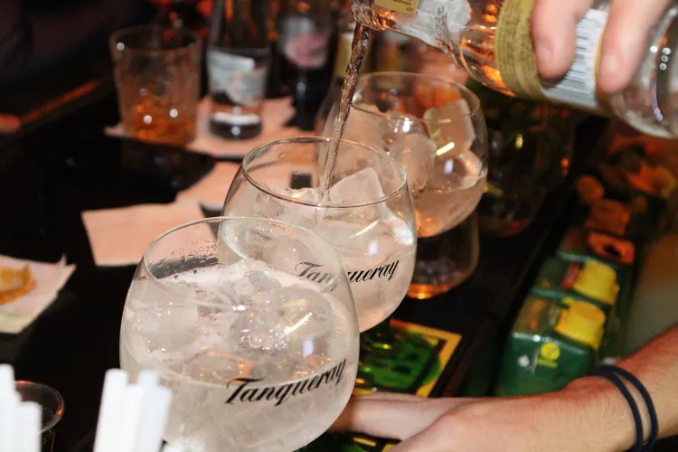 OscR Buda munkahelyi fotója - Felszolgáló Pincér állás Budapest (Kép 3)