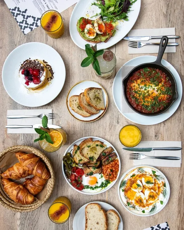 Twentysix munkahelyi fotója - Felszolgáló állás Budapest (Kép 2)