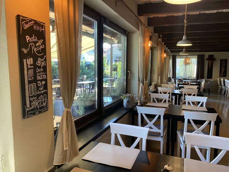 Trattoria al Forno munkahelyi fotója - Mosogató állás Veresegyház (Kép 1)