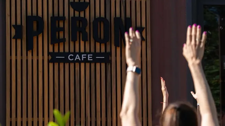 Reggeliztető szakács állás Biatorbágy - Peron Cafe Biatorbágy